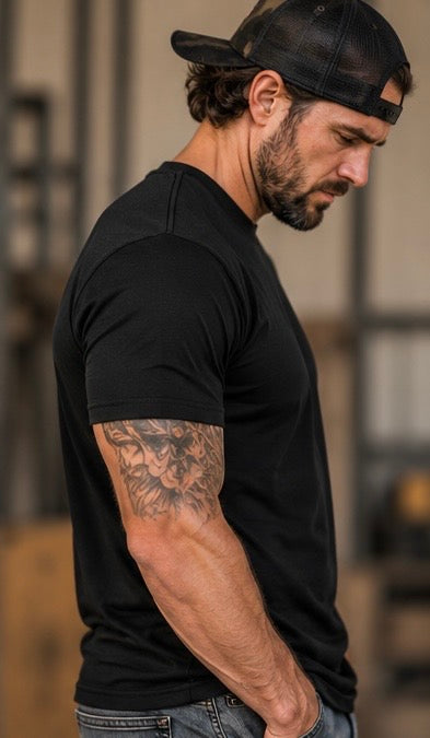 Maligator World™ Premium Basic Tee
